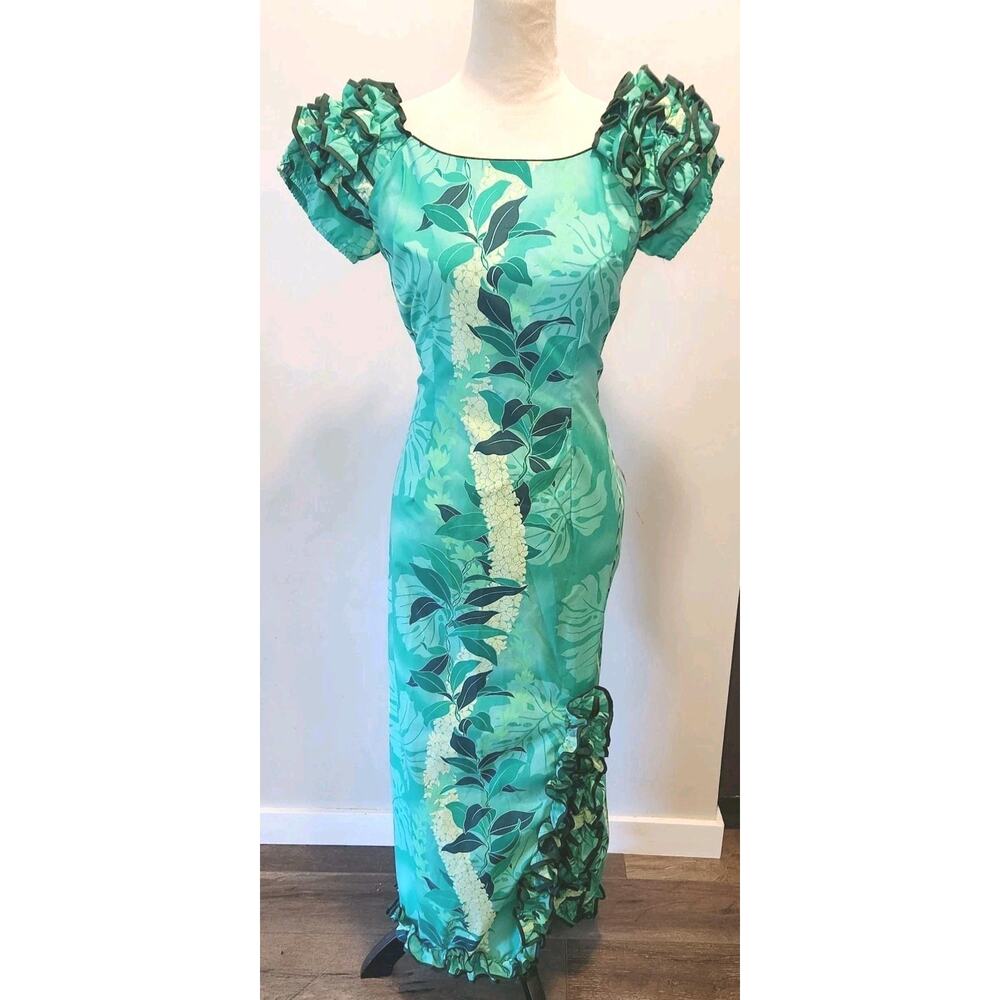 Vintage 70’s Hawaiian Maxi Dress Hololei Style Mermaid Style Ruffle Accents Rare